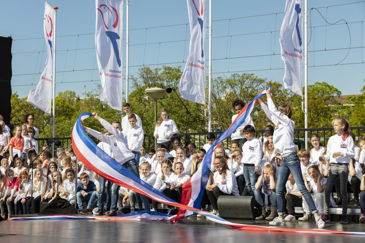 Dansers tijdens de Nationale Kinderherdenking 2018