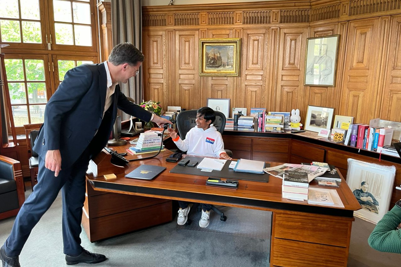 Op de stoel van de premier